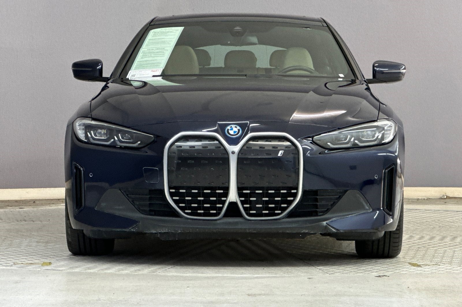 2023 BMW i4 eDrive35 photo 4