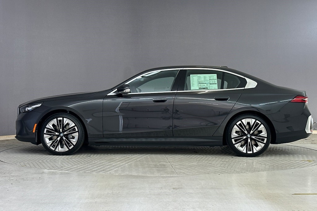 New 2026 BMW i5 eDrive40 Sedan