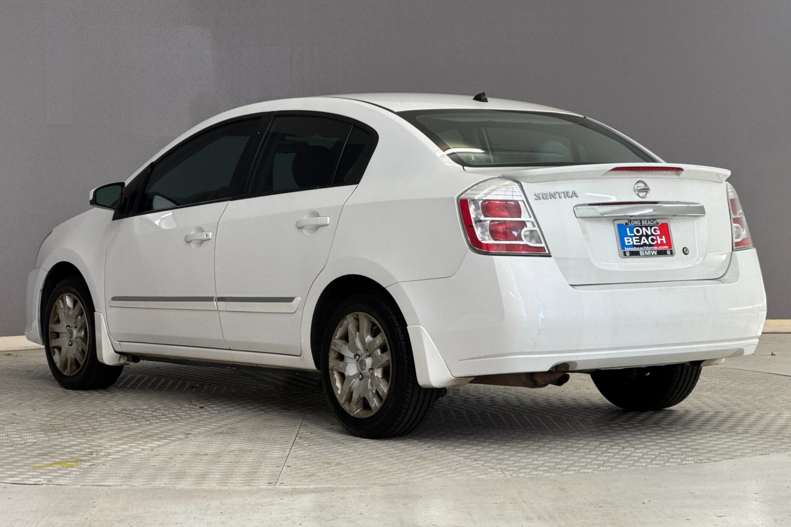 2011 Nissan Sentra 2.0 S photo 3