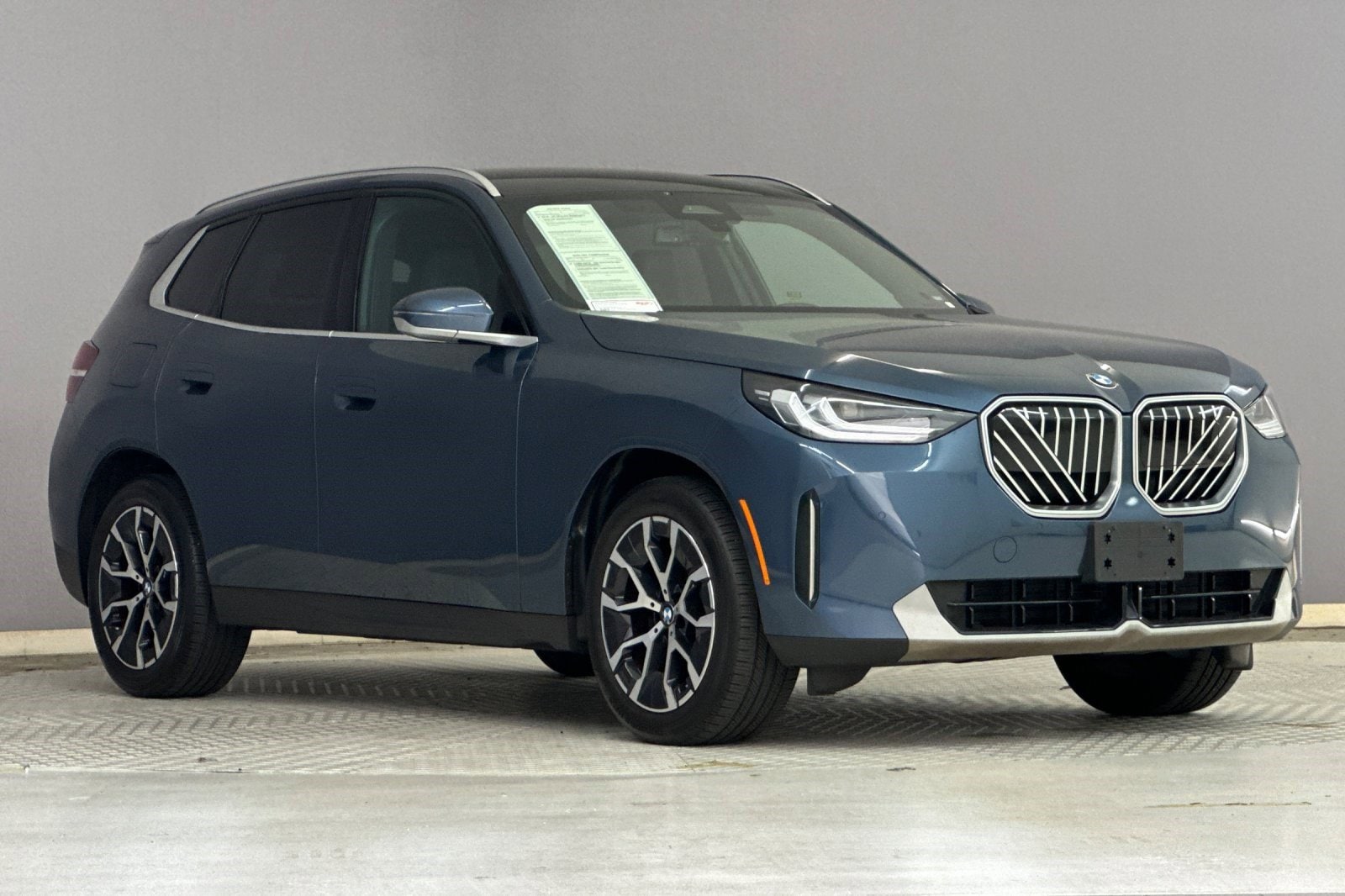 2025 BMW X3 30 xDrive photo 5