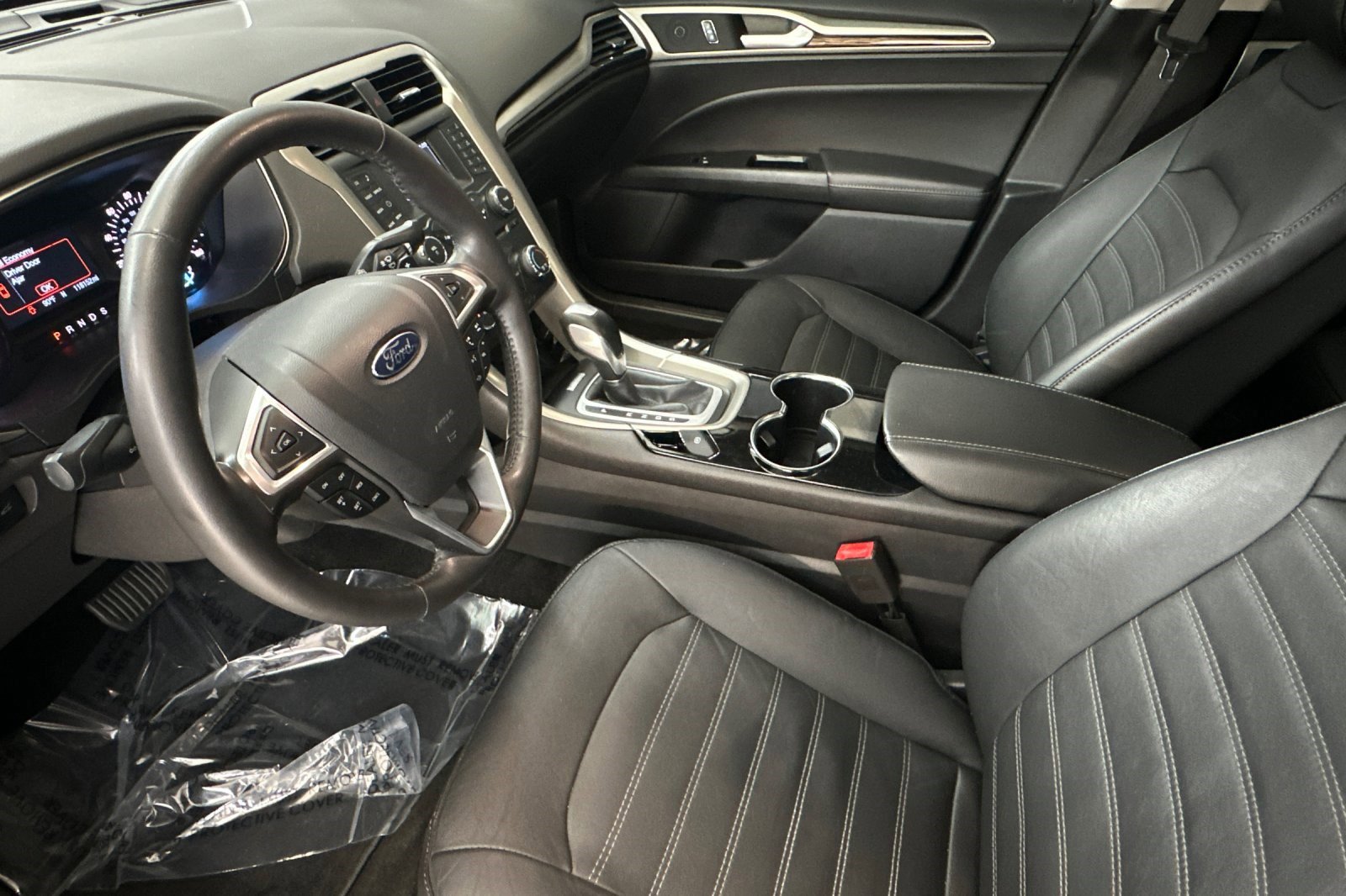 2014 Ford Fusion SE photo 4