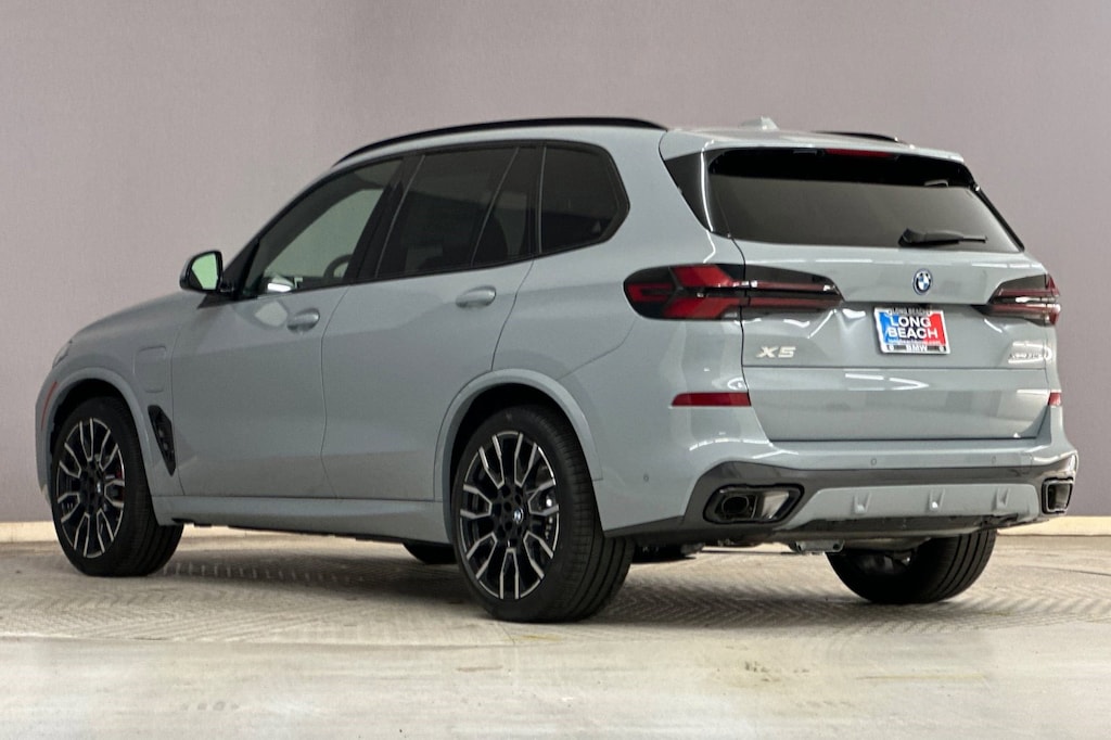 New 2026 BMW X5 PHEV xDrive50e SUV
