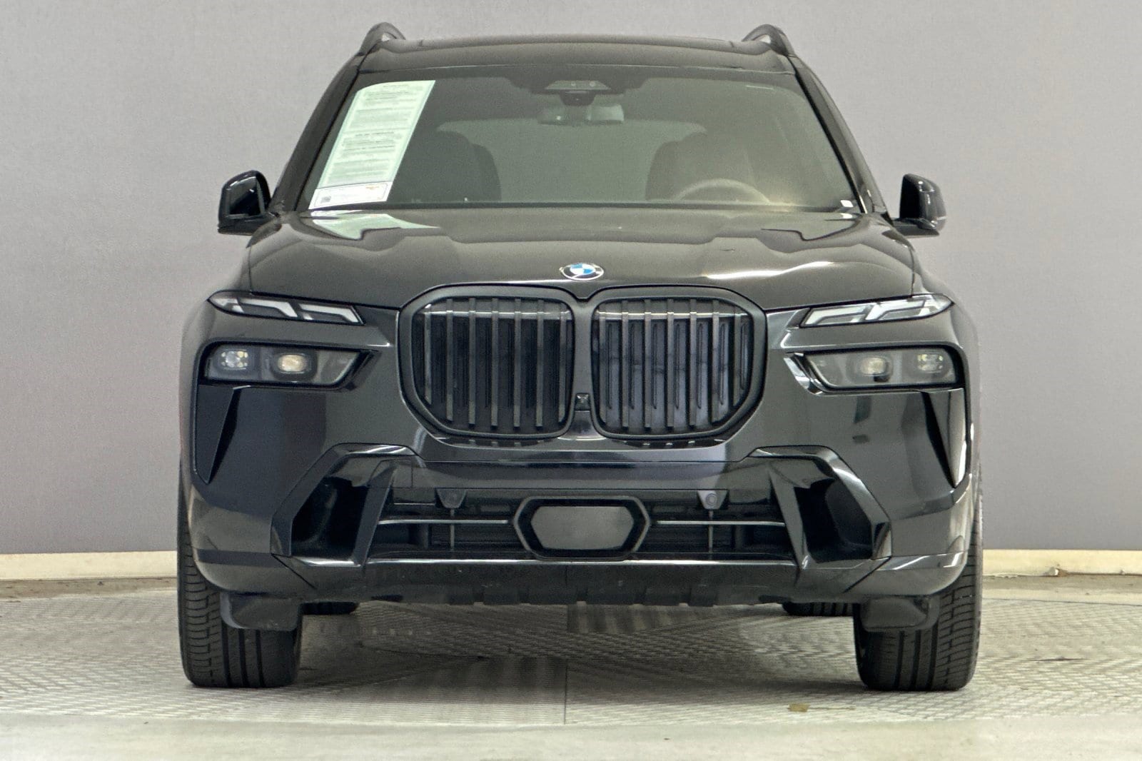 2024 BMW X7 xDrive40i photo 4