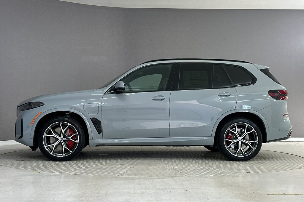 New 2026 BMW X5 PHEV xDrive50e SUV