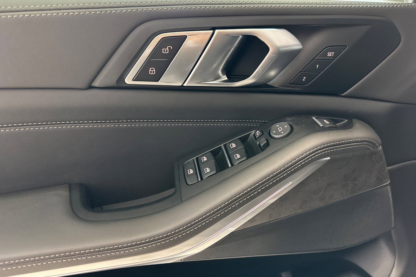 2026 BMW X5 40i - Photo 13
