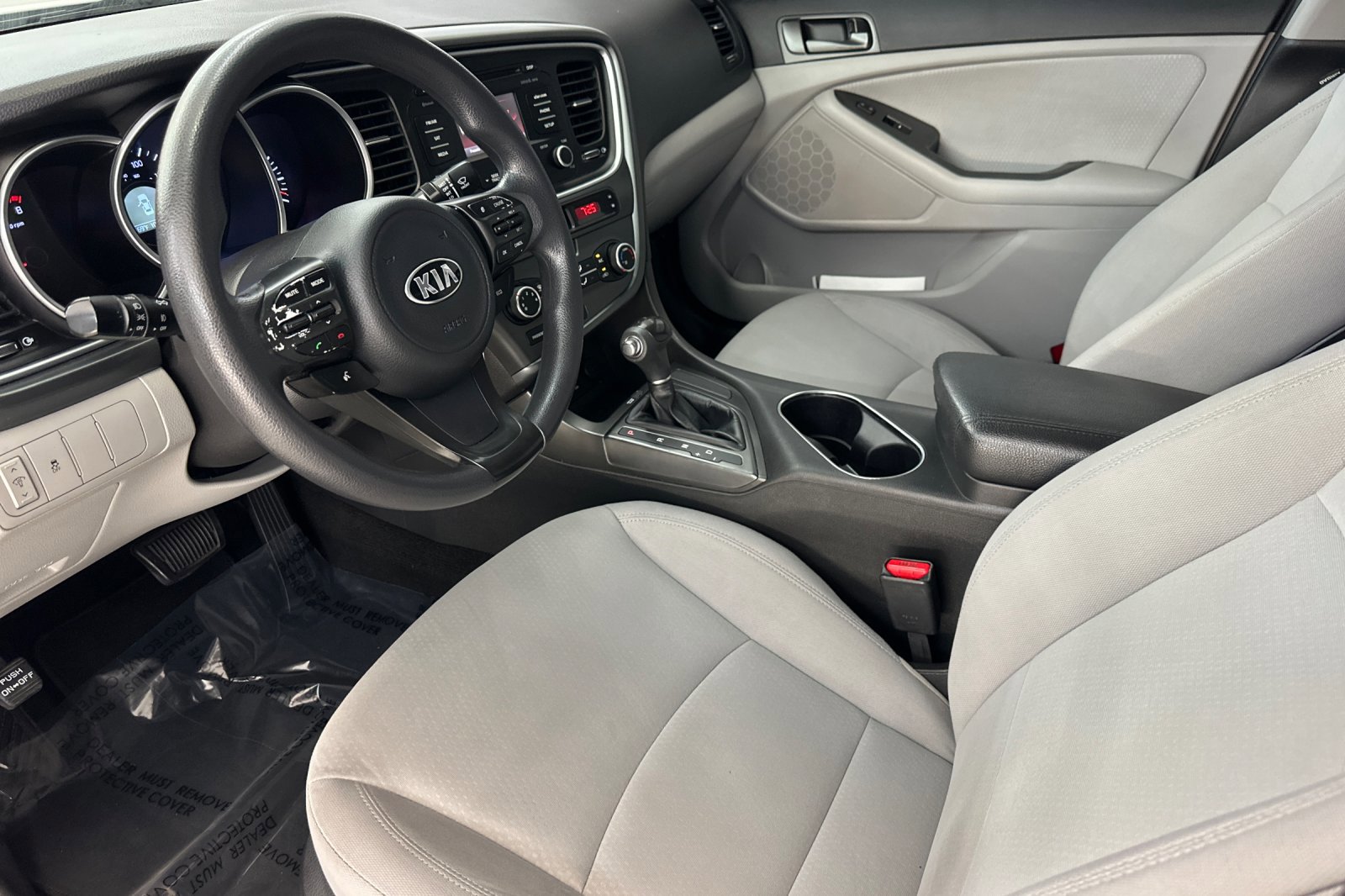 2015 Kia Optima LX photo 4