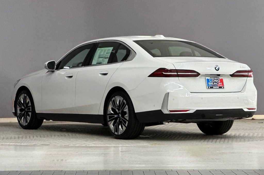 Used 2026 BMW 530i Sedan