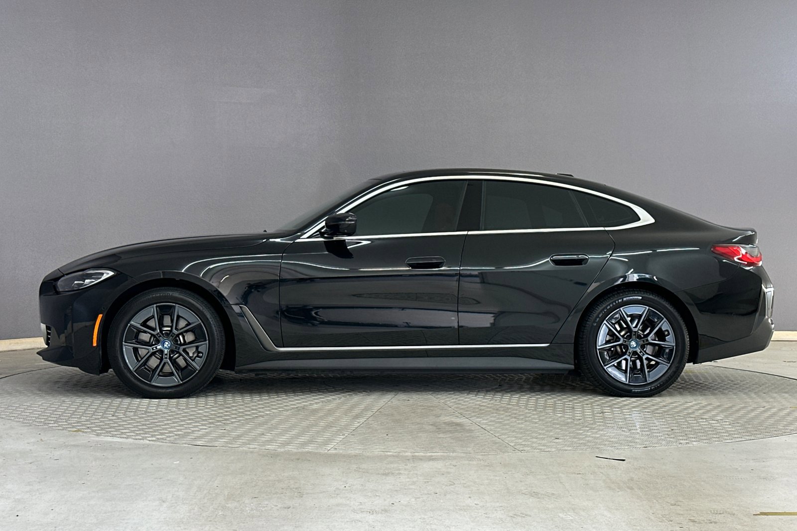 2023 Bmw i4 eDrive35 photo 2