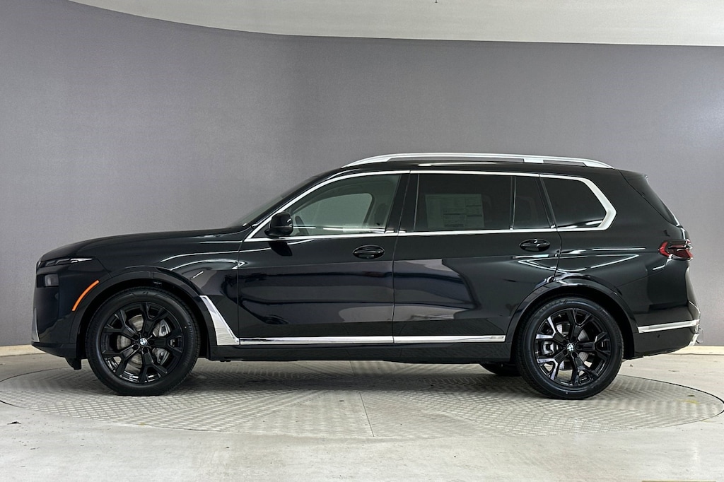 New 2026 BMW X7 xDrive40i SUV