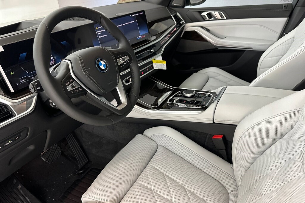 New 2026 BMW X5 PHEV xDrive50e SUV