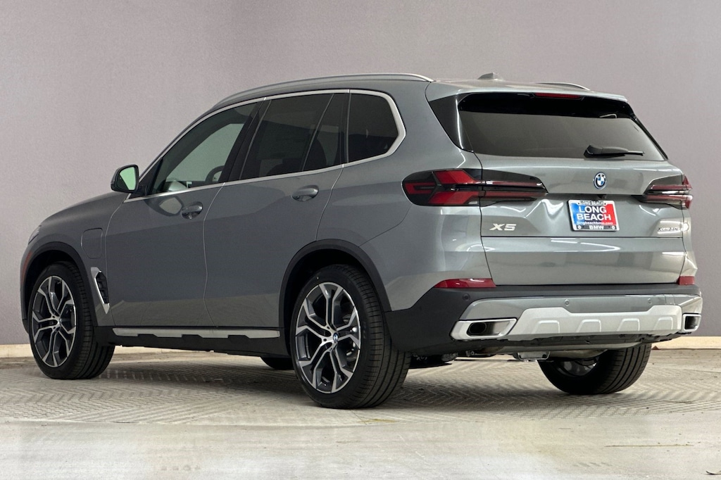 New 2026 BMW X5 PHEV xDrive50e SUV