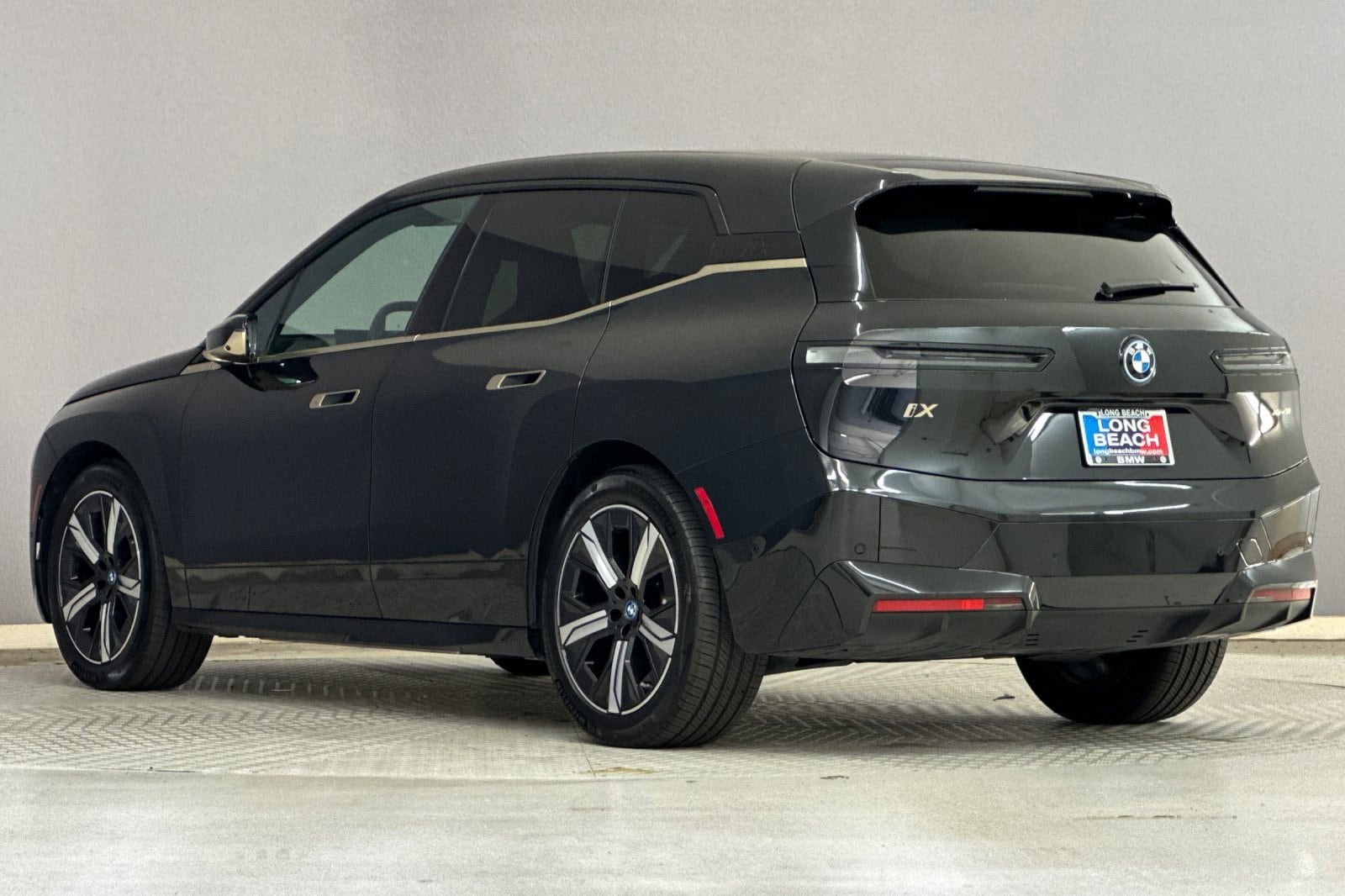 2023 BMW iX xDrive50 photo 2