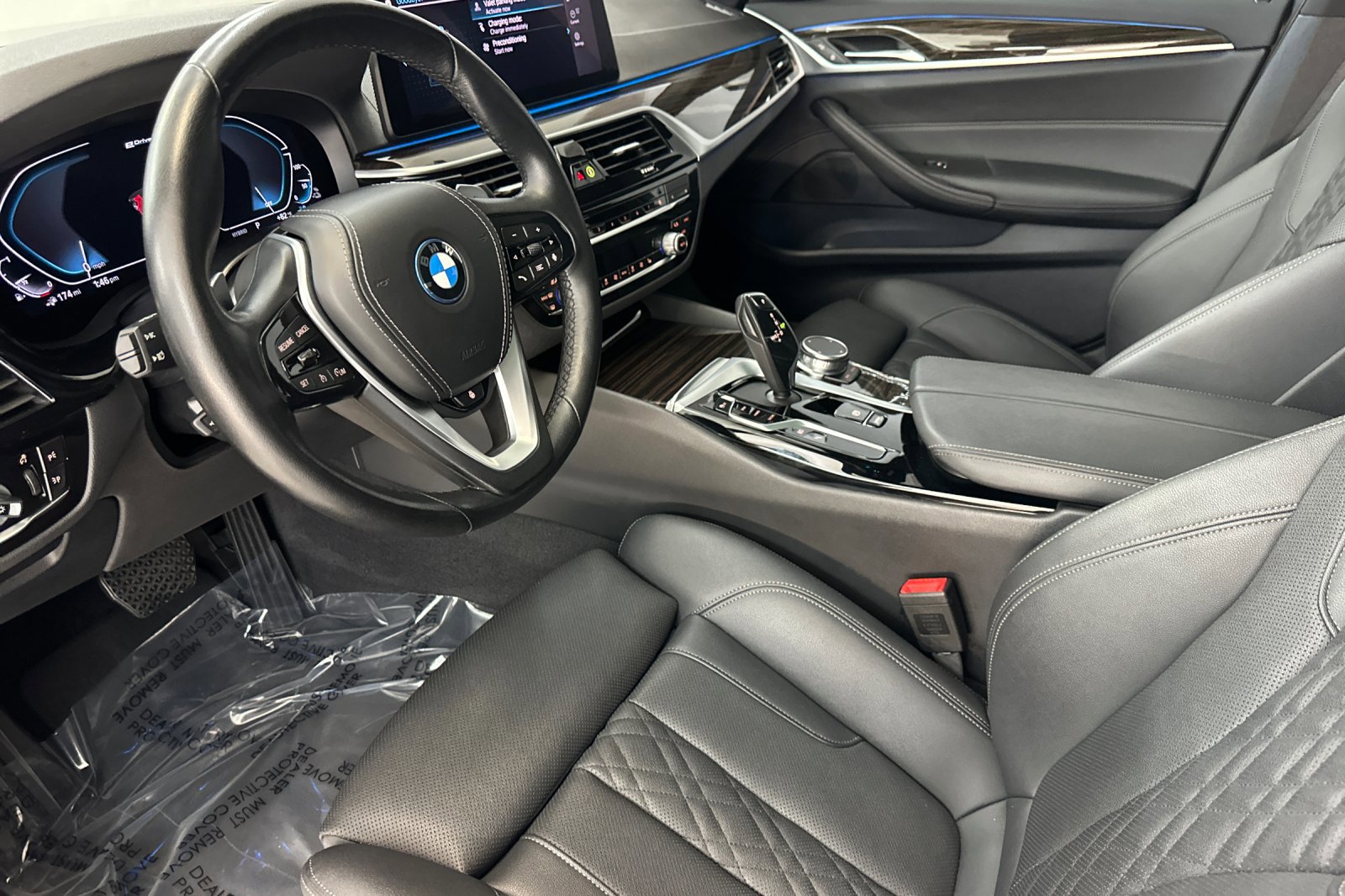 2023 Bmw 530e Sedan photo 4