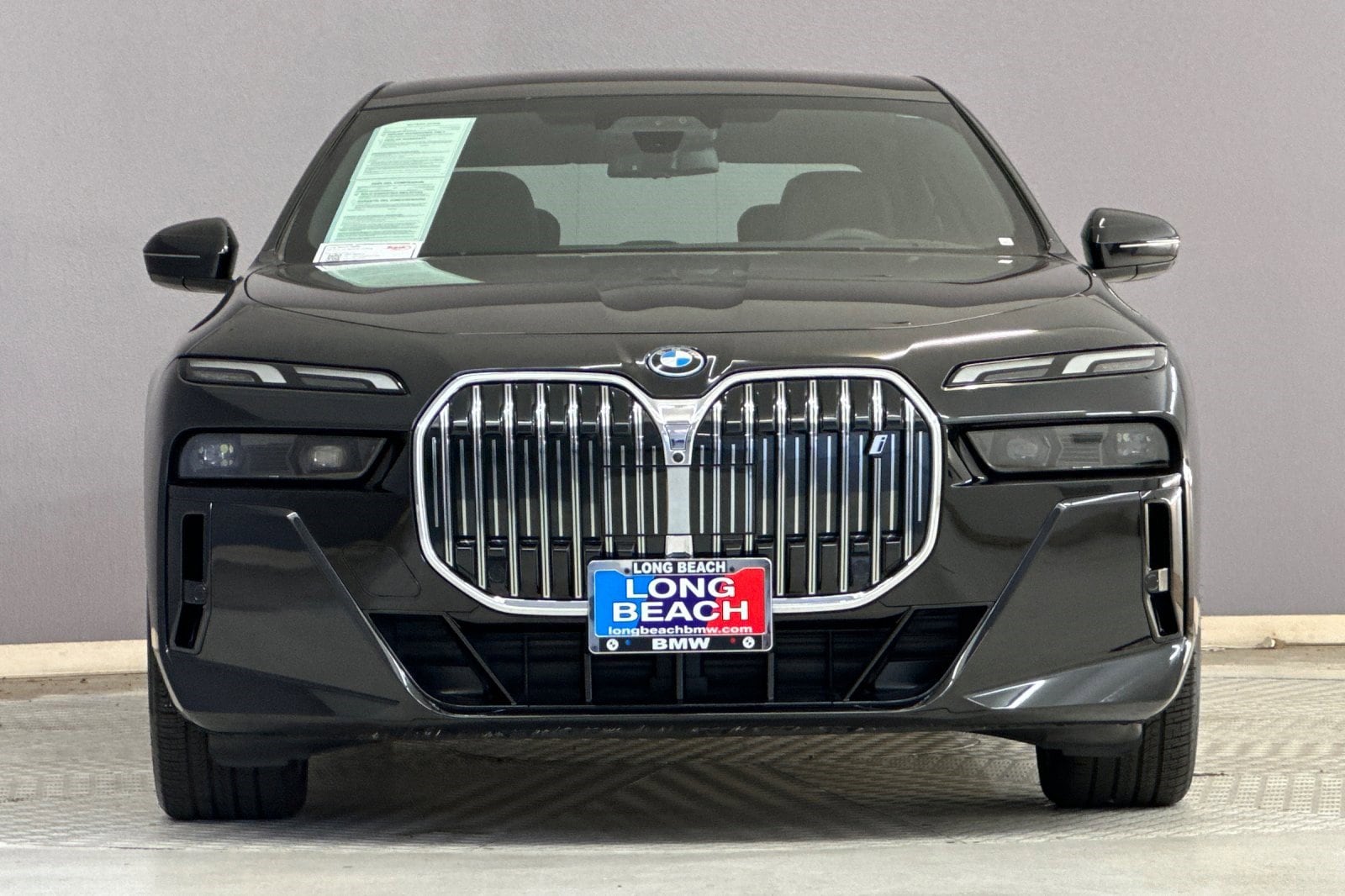 2024 BMW i7 xDrive60 photo 4