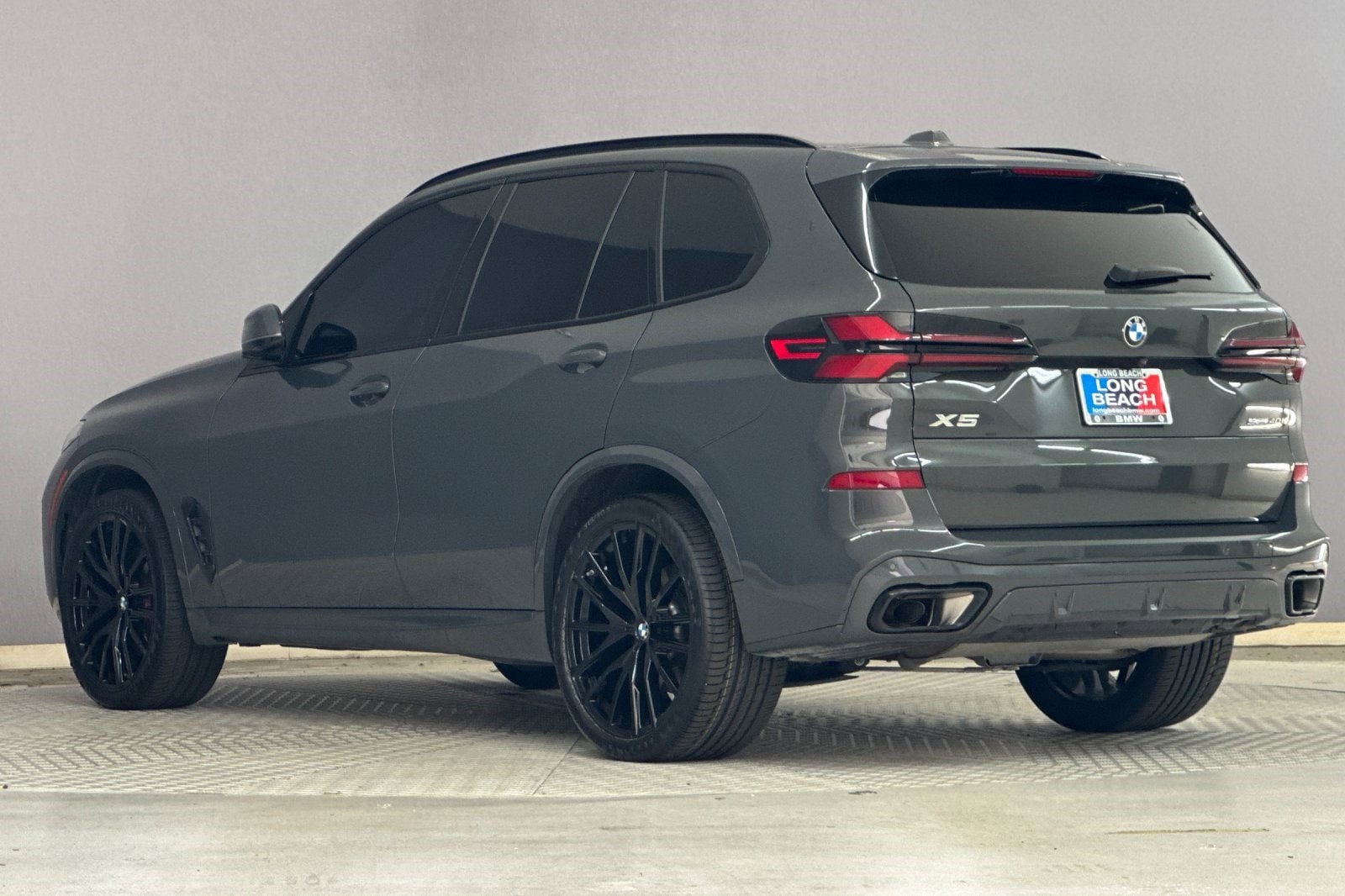 2025 BMW X5 sDrive40i photo 2