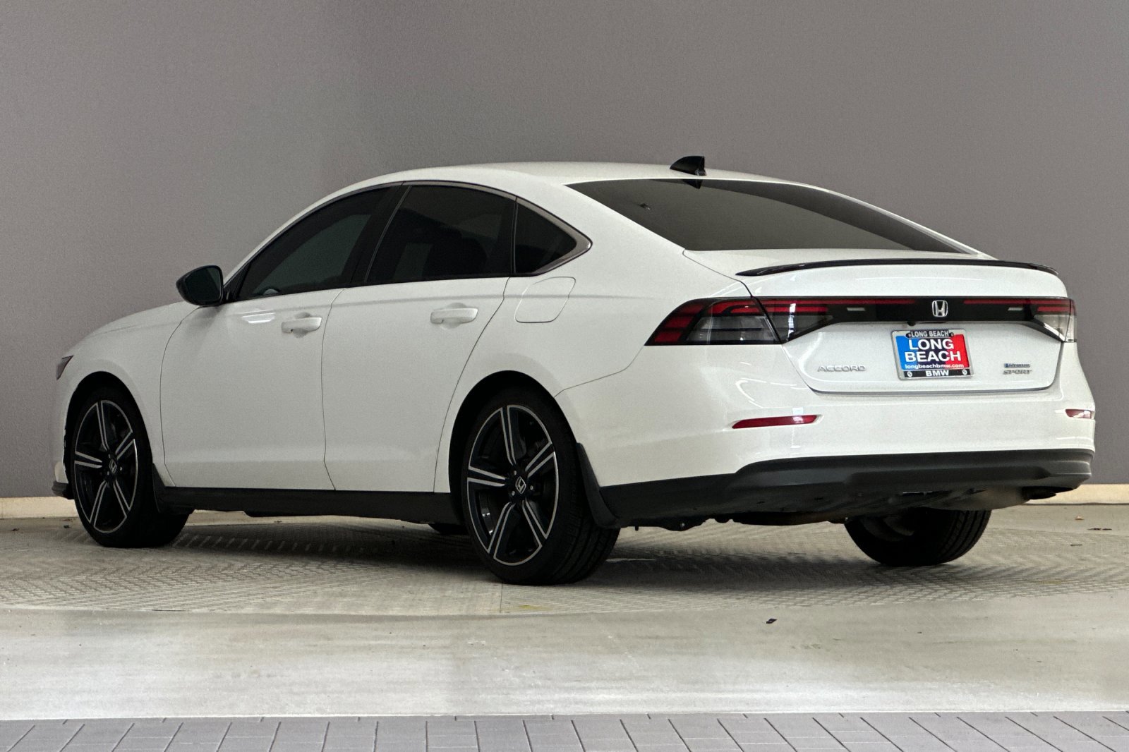2023 Honda Accord Hybrid Sport photo 2