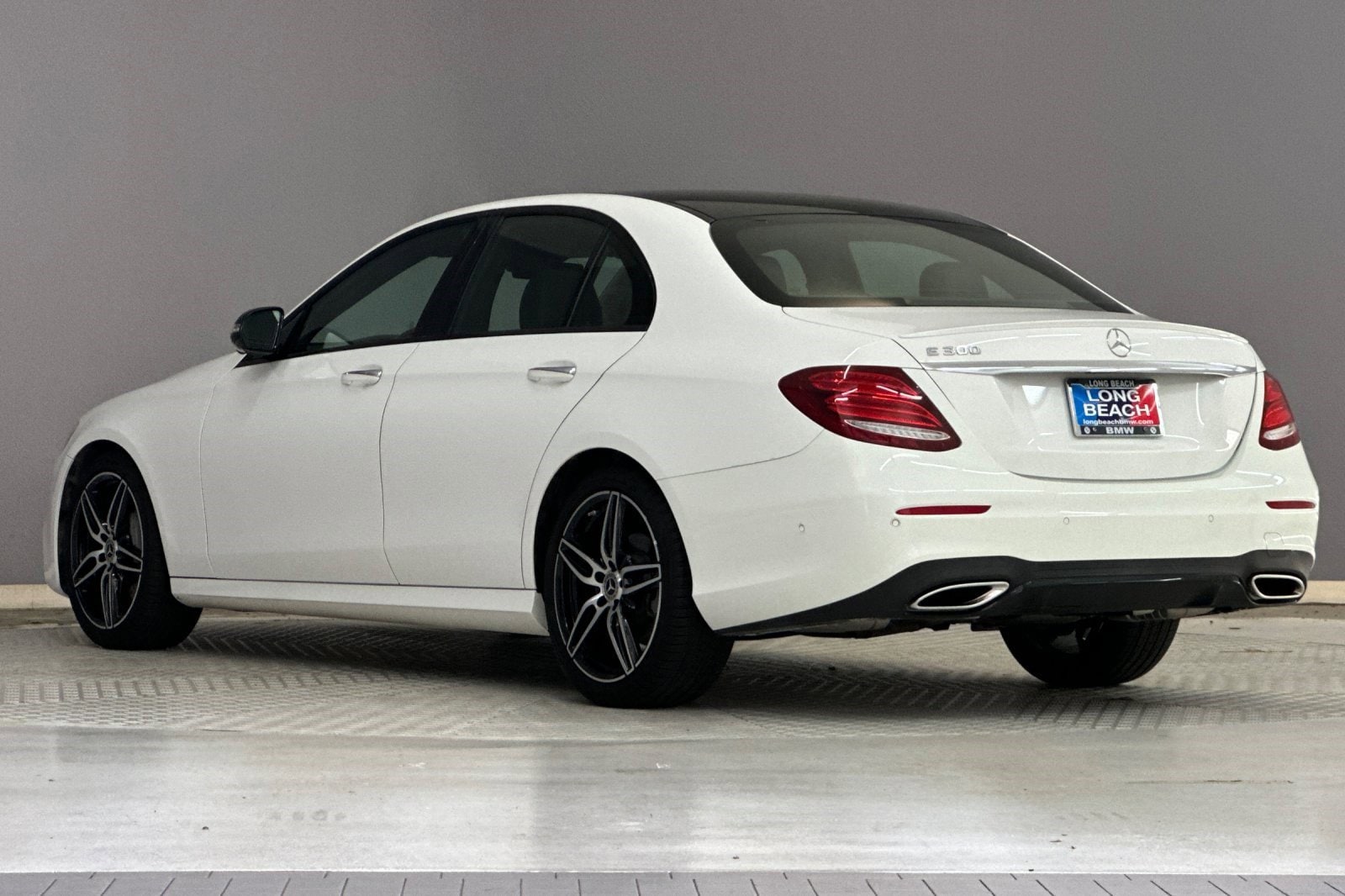 2019 Mercedes-Benz E-Class E 300 photo 2