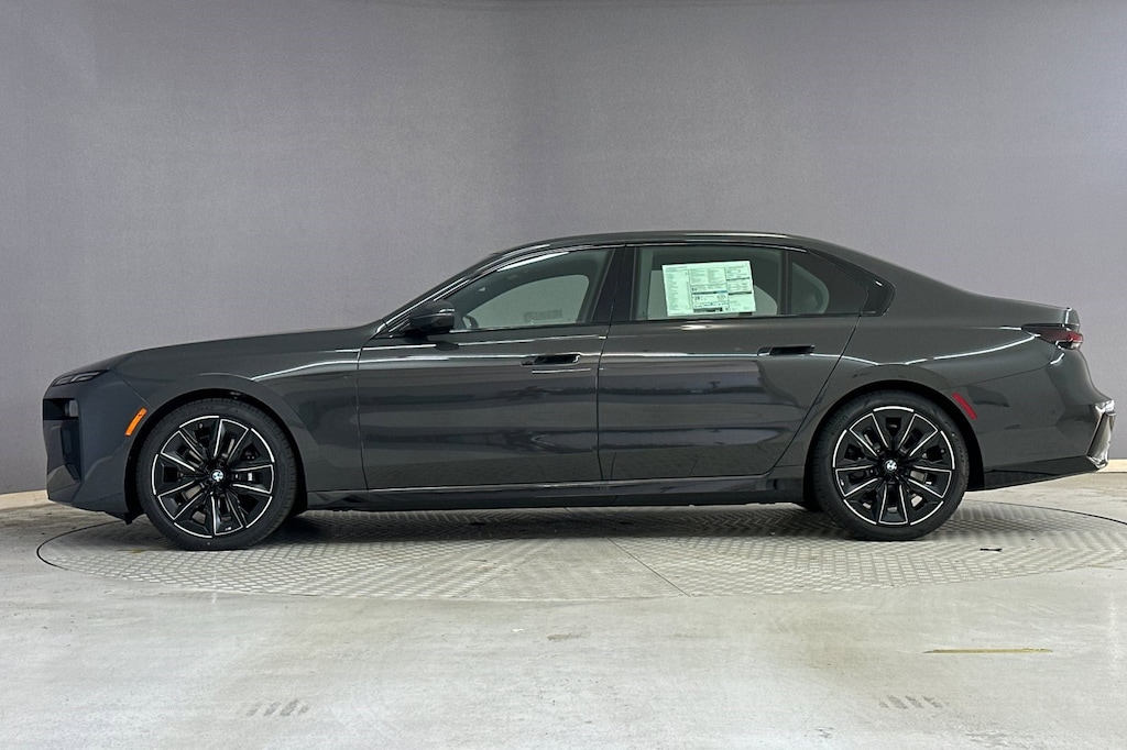 New 2026 BMW 740i Sedan