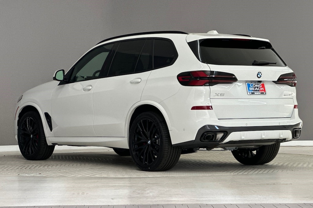 New 2026 BMW X5 sDrive40i SUV