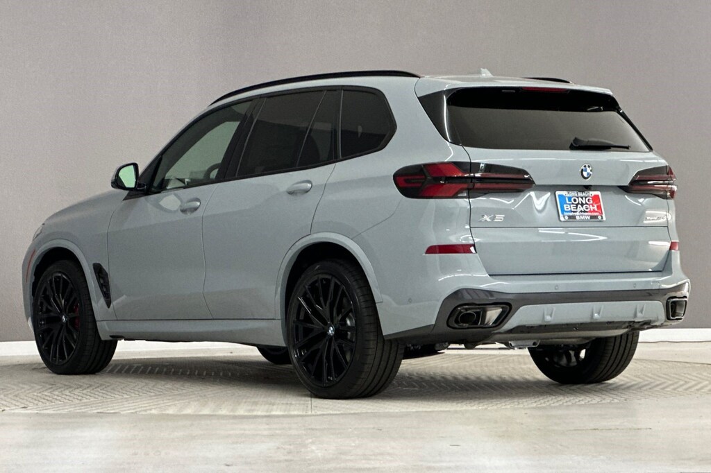 New 2026 BMW X5 sDrive40i SUV
