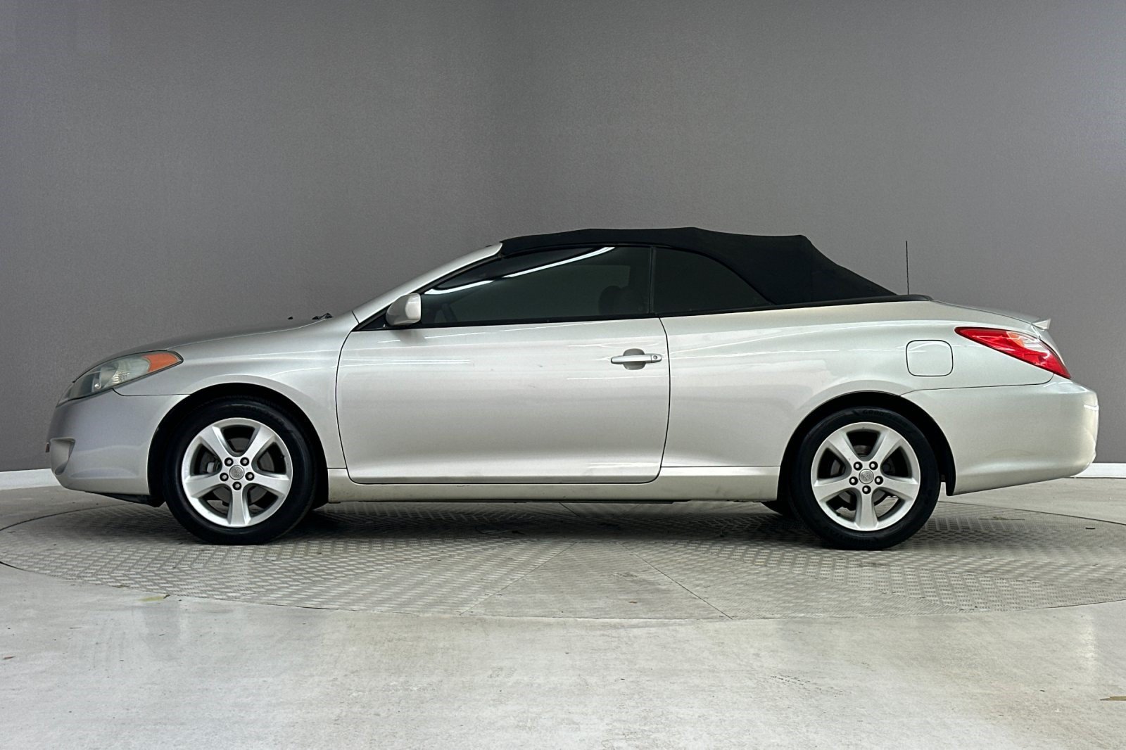 2005 Toyota Camry Solara SLE Convertible