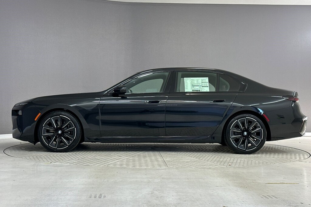 New 2026 BMW 740i Sedan