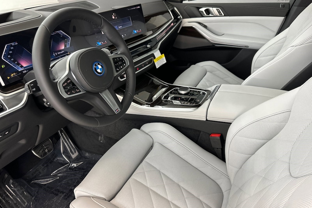 New 2026 BMW X5 PHEV xDrive50e SUV