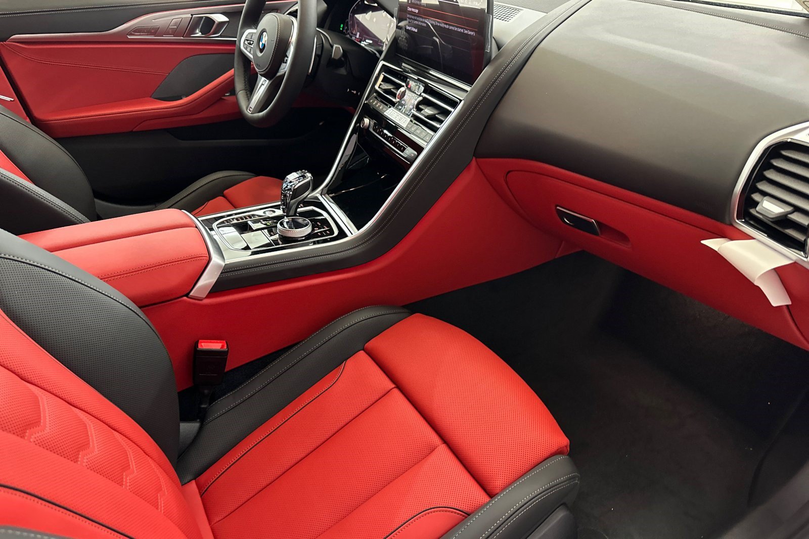 2026 BMW 8 Series 840i - Photo 27