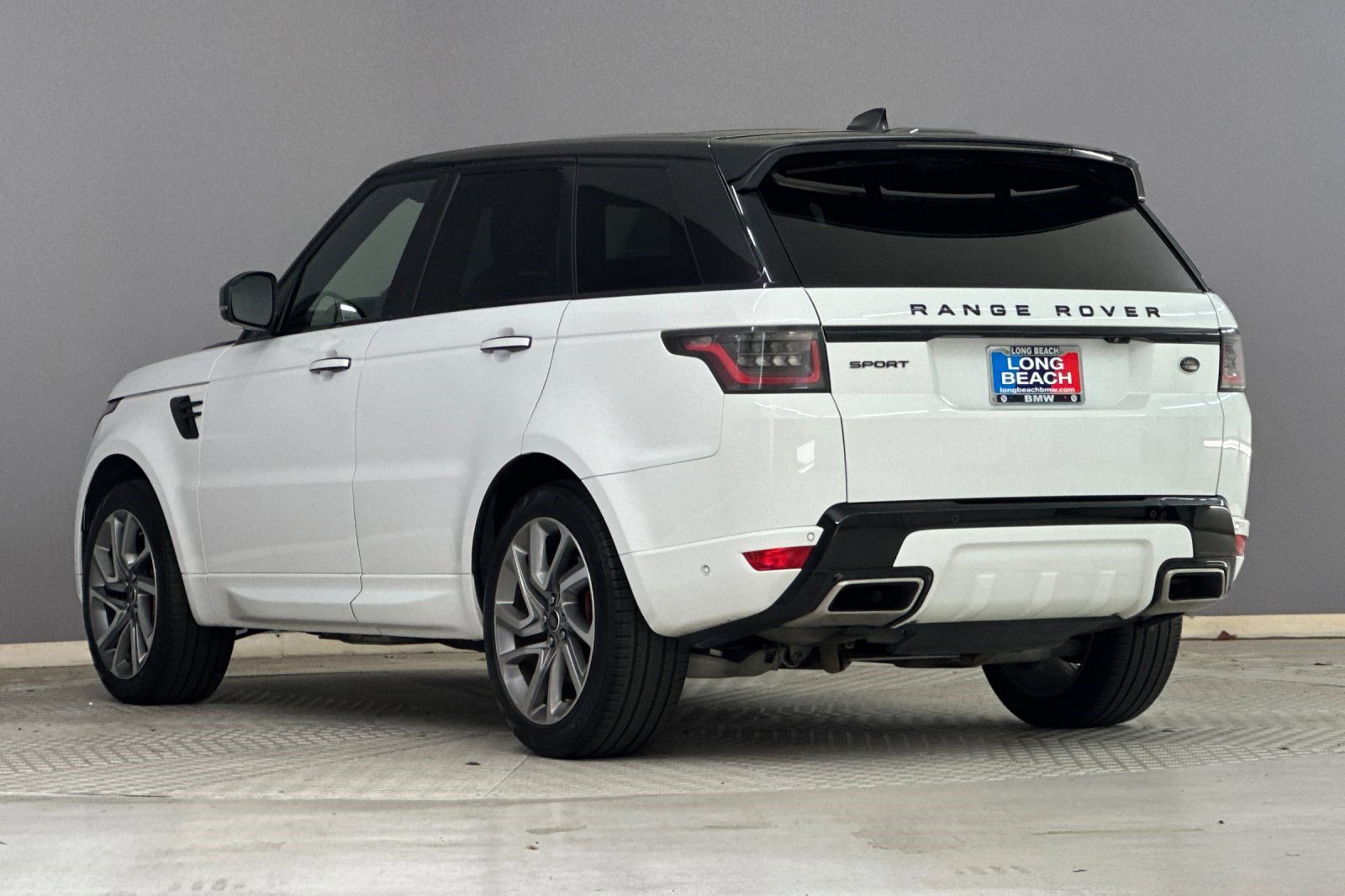 2019 Land Rover Range Rover Sport HSE Dynamic photo 3