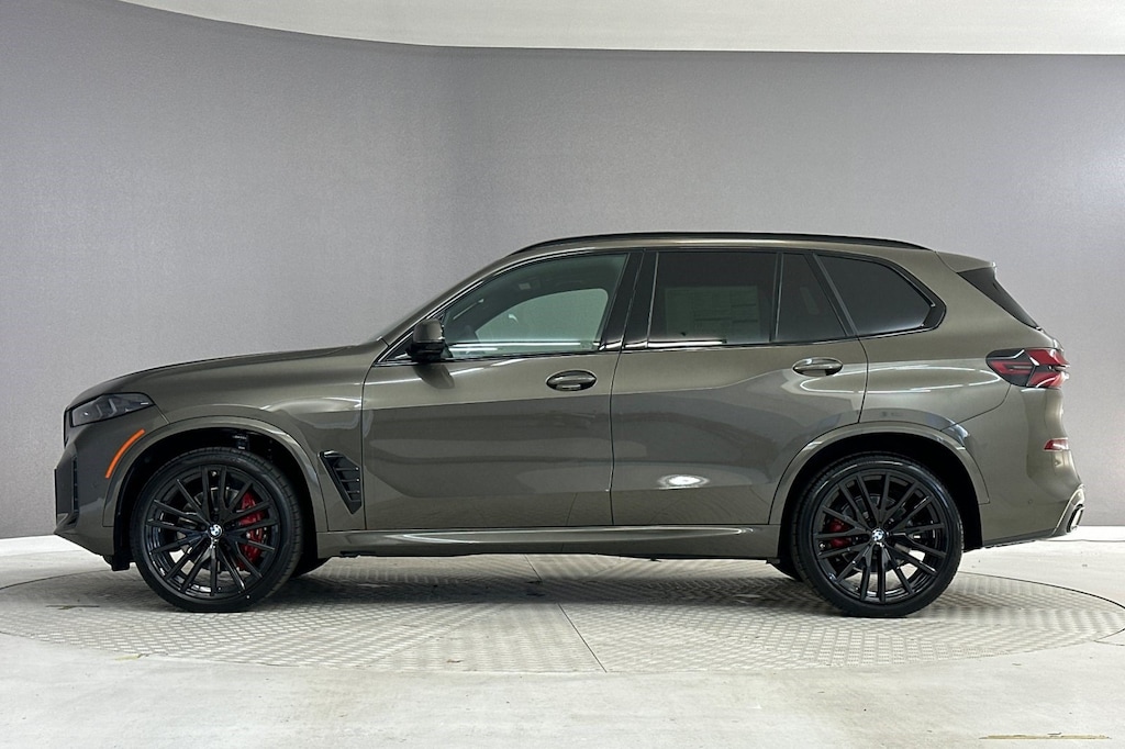 New 2026 BMW X5 sDrive40i SUV