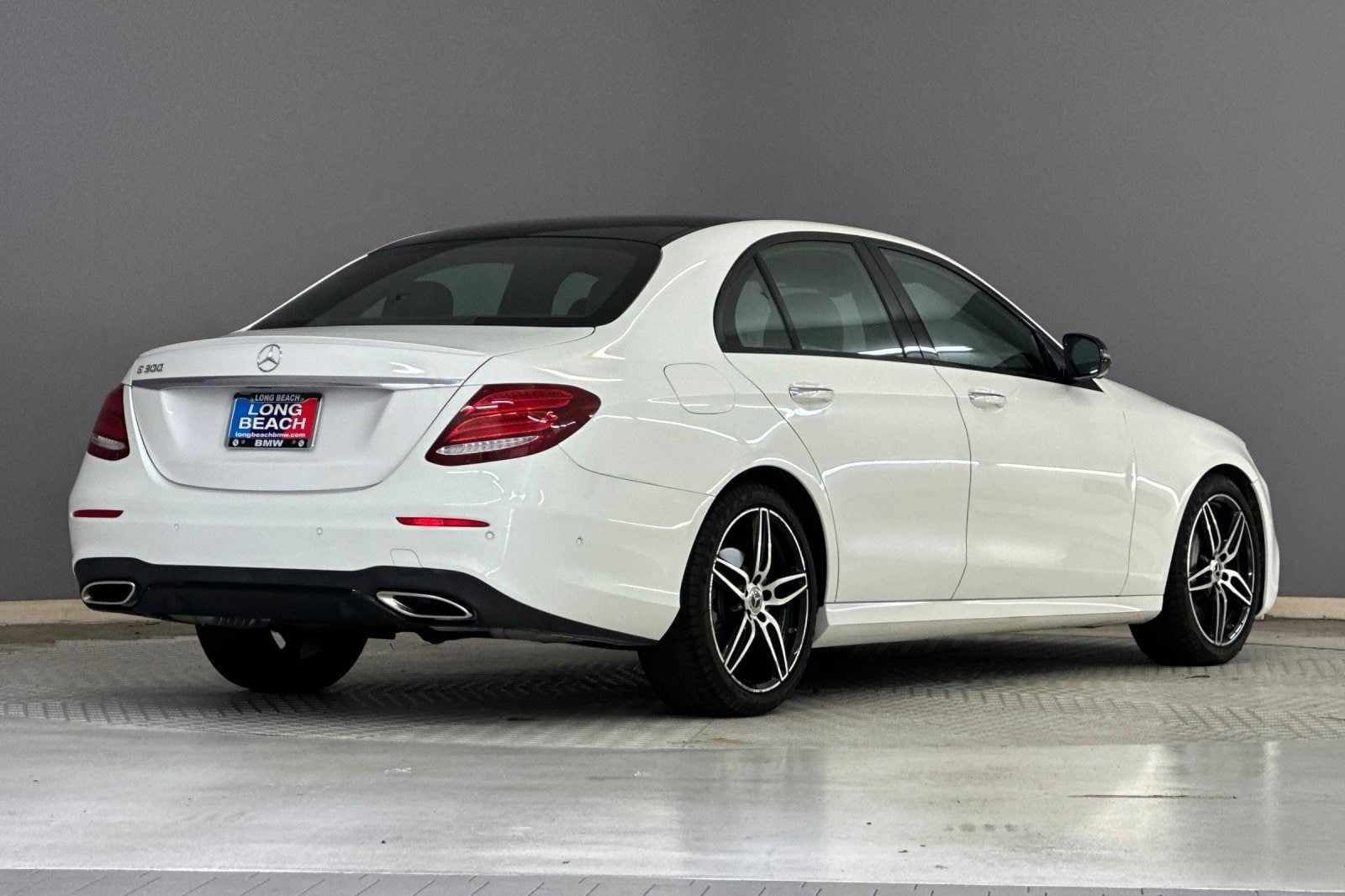 2019 Mercedes-Benz E-Class E 300 photo 3