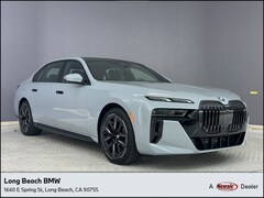 2025 BMW 740i Sedan
