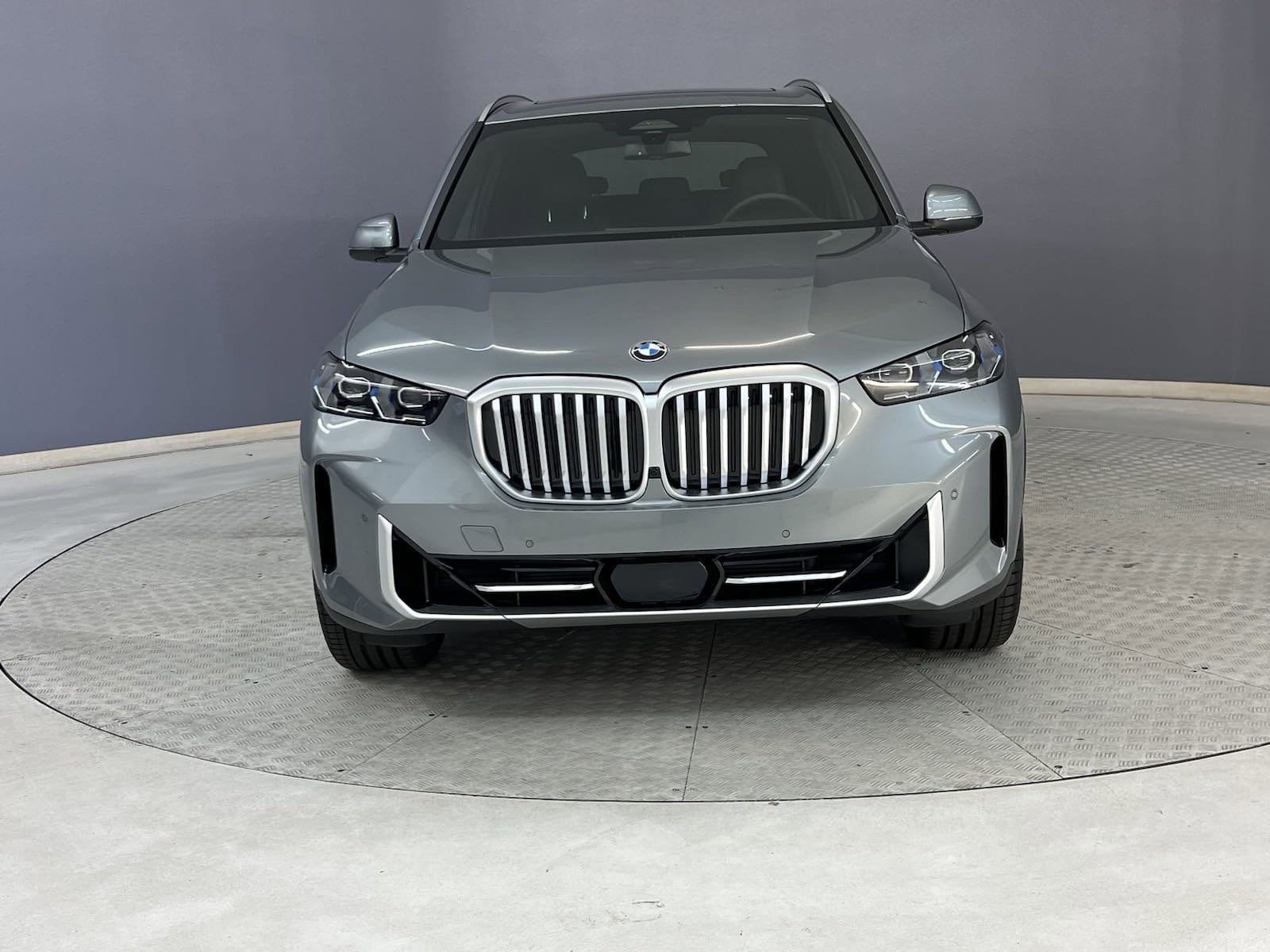 Used 2025 BMW X5 40i with VIN 5UX13EU04S9W42611 for sale in Long Beach, CA