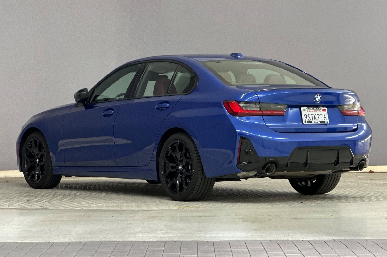 2025 Bmw 330i Sedan photo 3