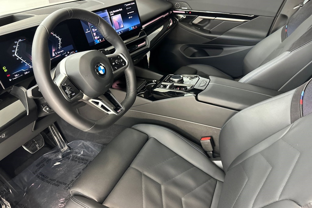 Used 2025 BMW 530i Sedan