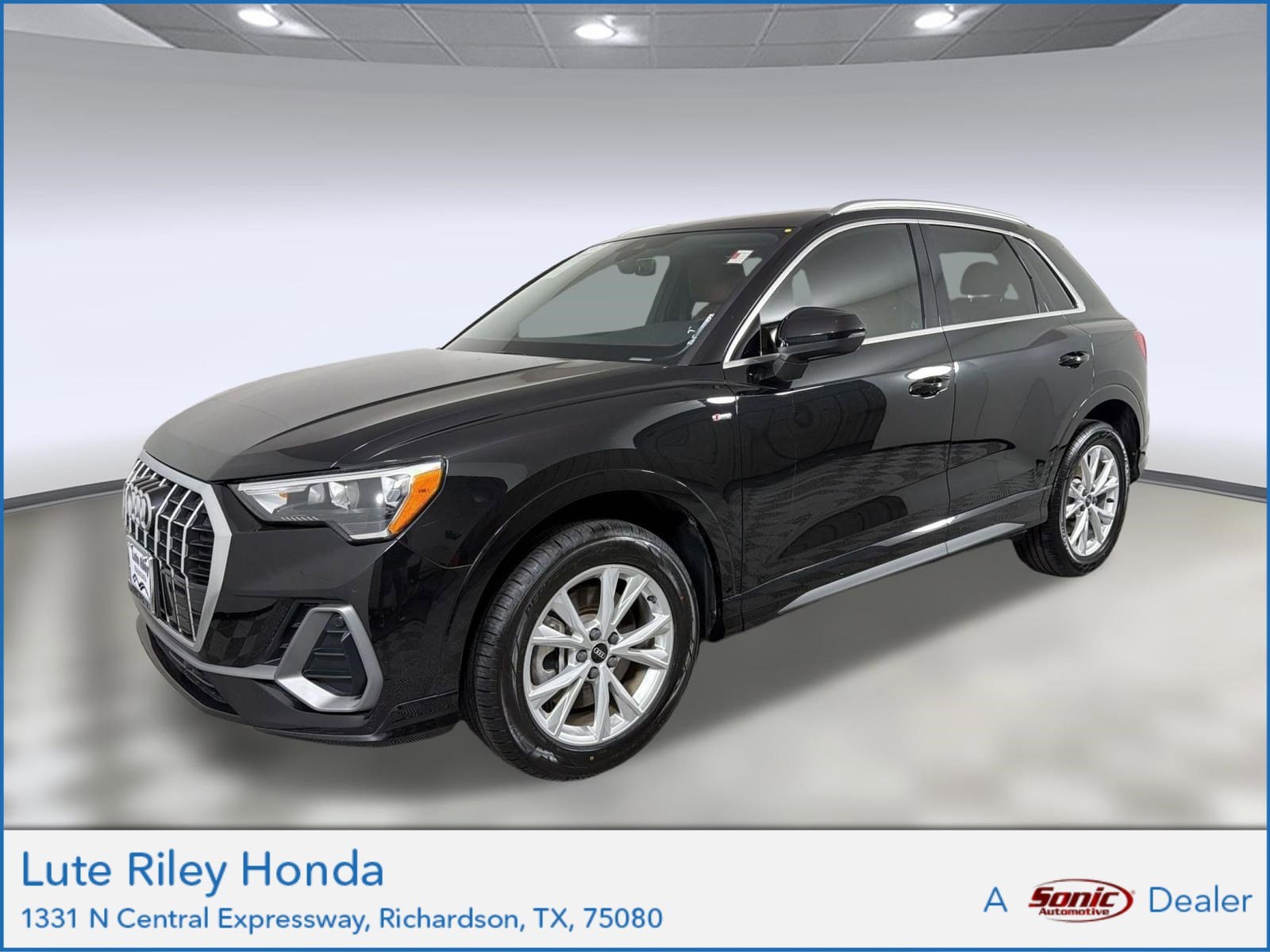 2021 Audi Q3 45 TFSI S Line Premium quattro's photo
