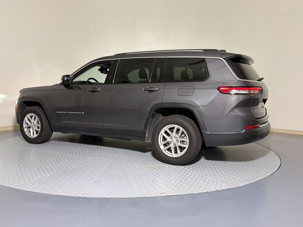 Used 2023 Jeep Grand Cherokee L Laredo SUV