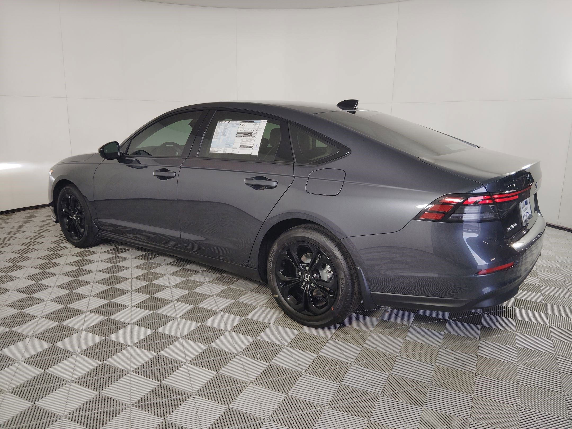 2025 Honda Accord SE photo 3