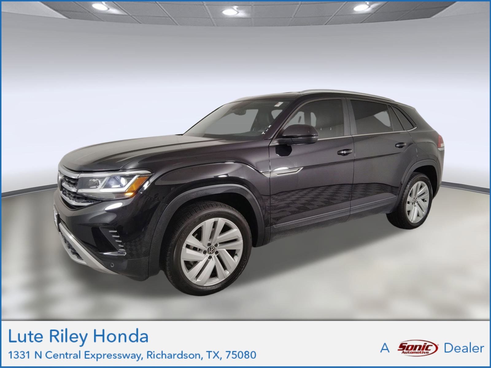 2022 Volkswagen Atlas Cross Sport SE w/Tech