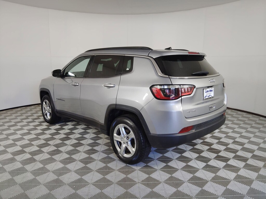 Used 2024 Jeep Compass Latitude SUV