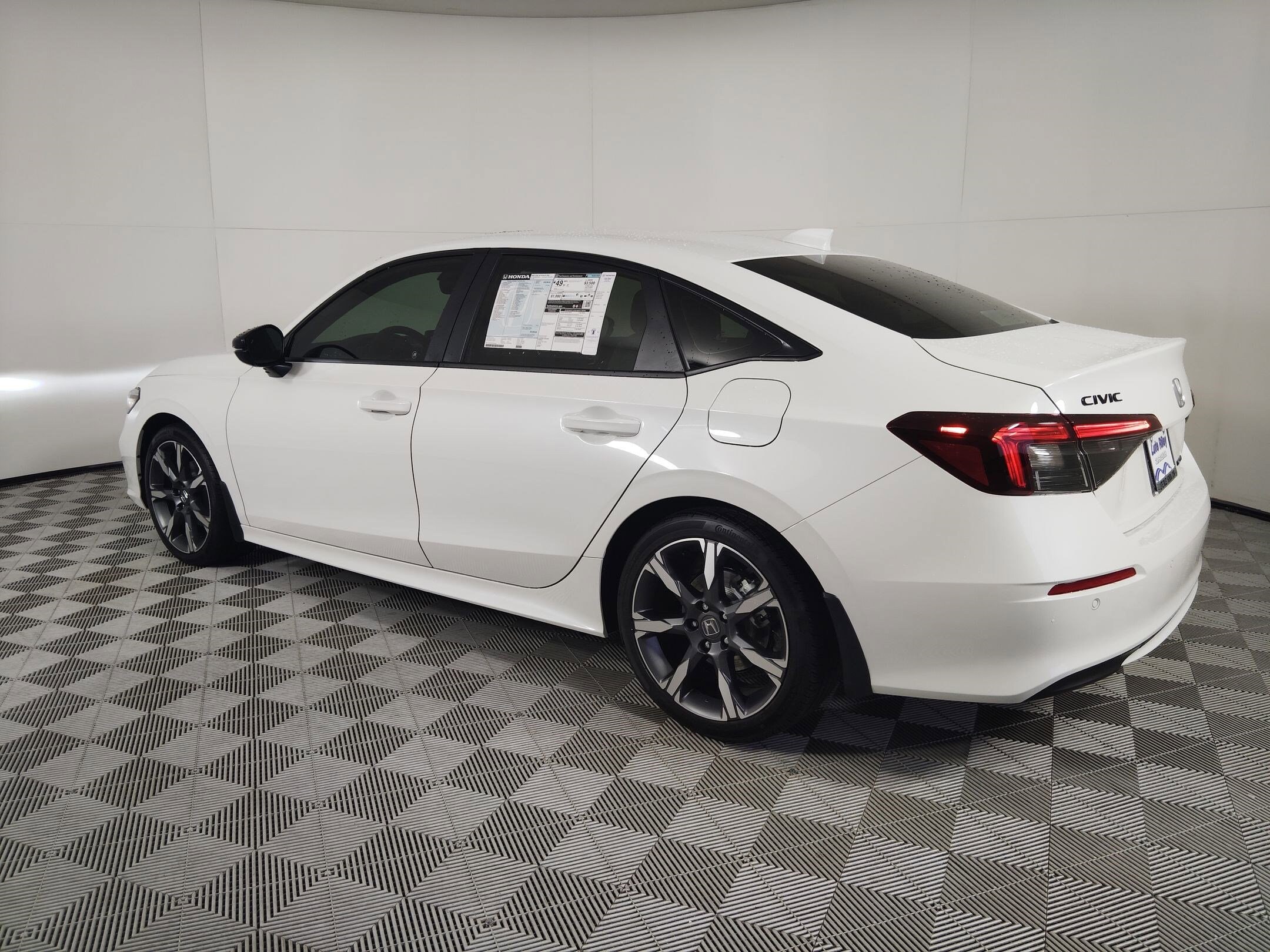 2026 Honda Civic Hybrid Sport photo 2
