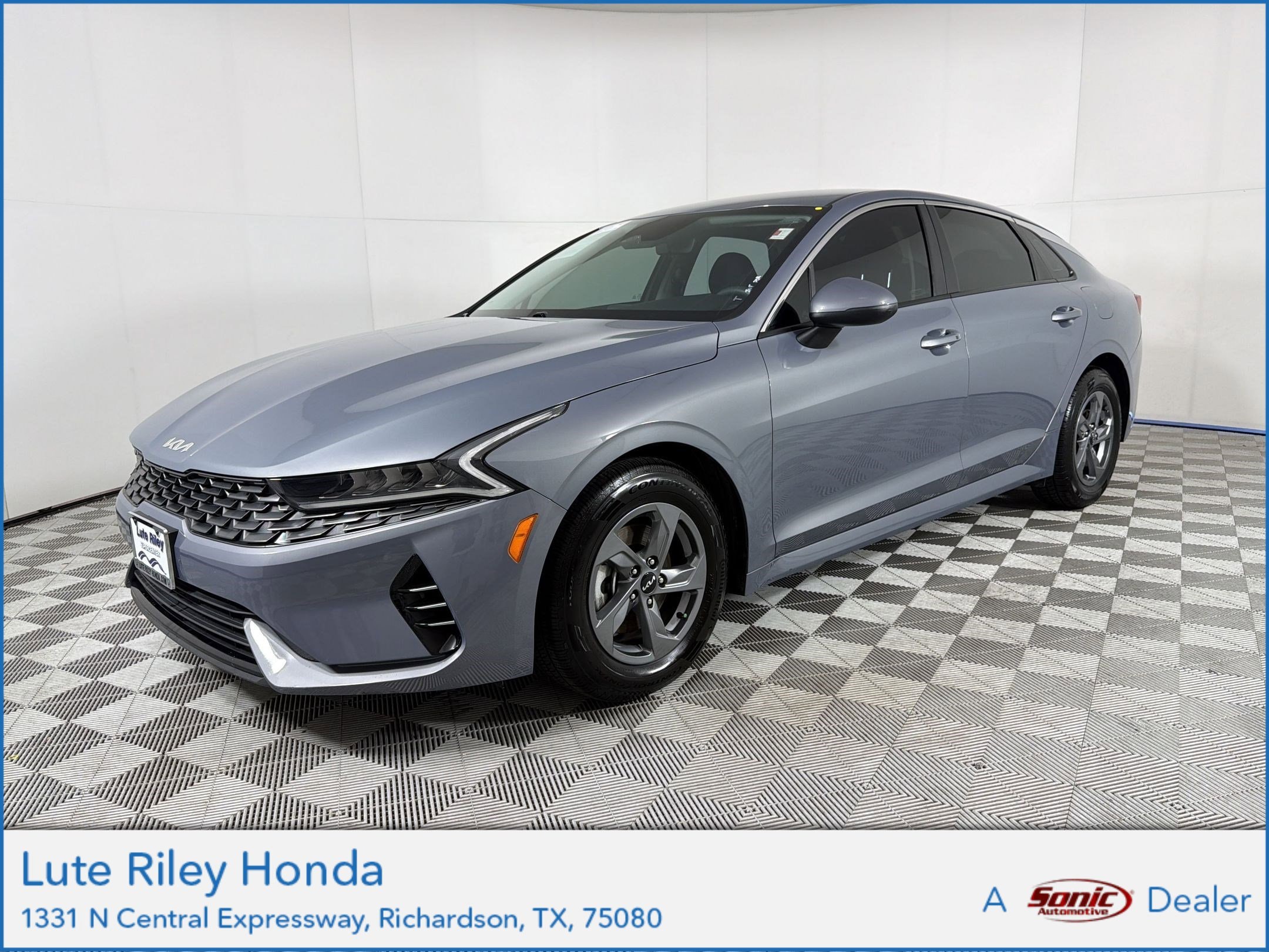 2023 Kia K5