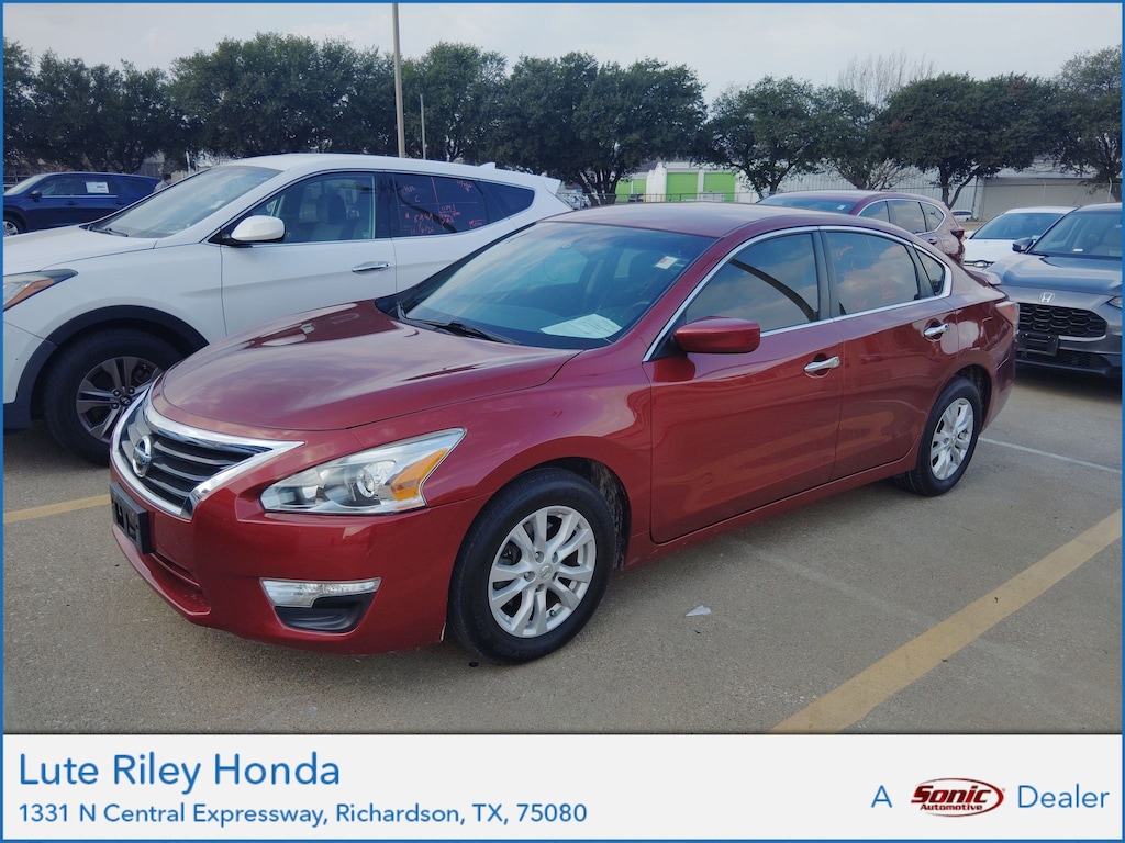 Used 2014 Nissan Altima 2.5 S Sedan