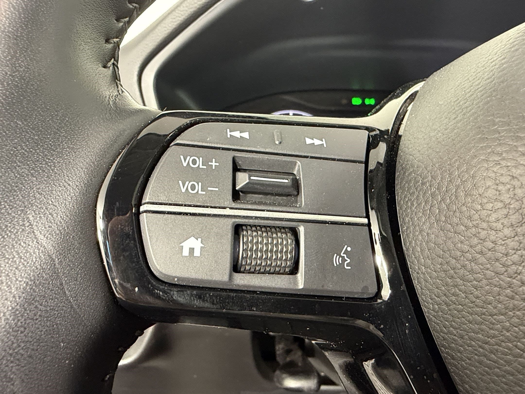 2026 Honda HR-V EX-L - Photo 16