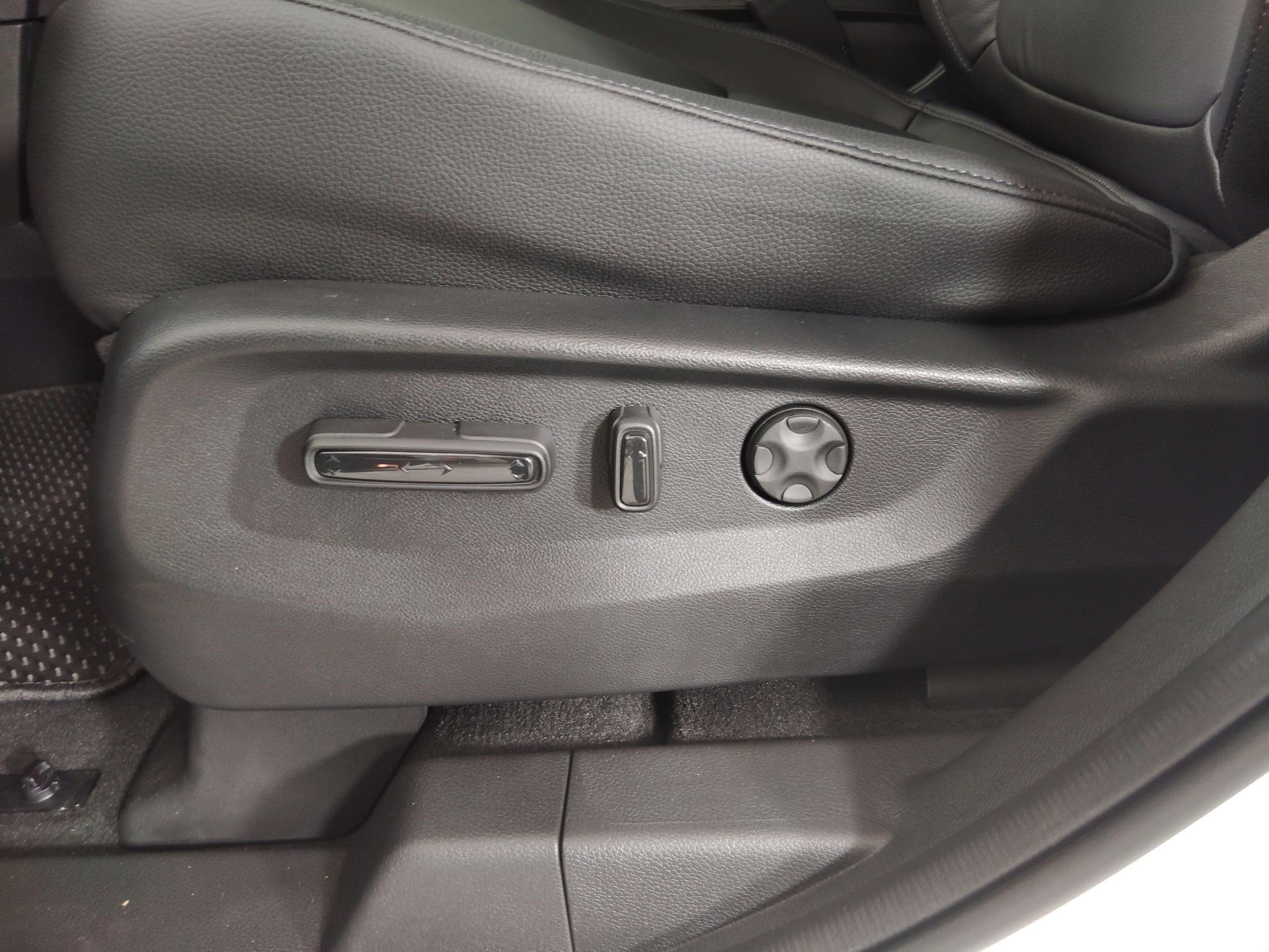 2026 Honda Odyssey EX-L - Photo 11