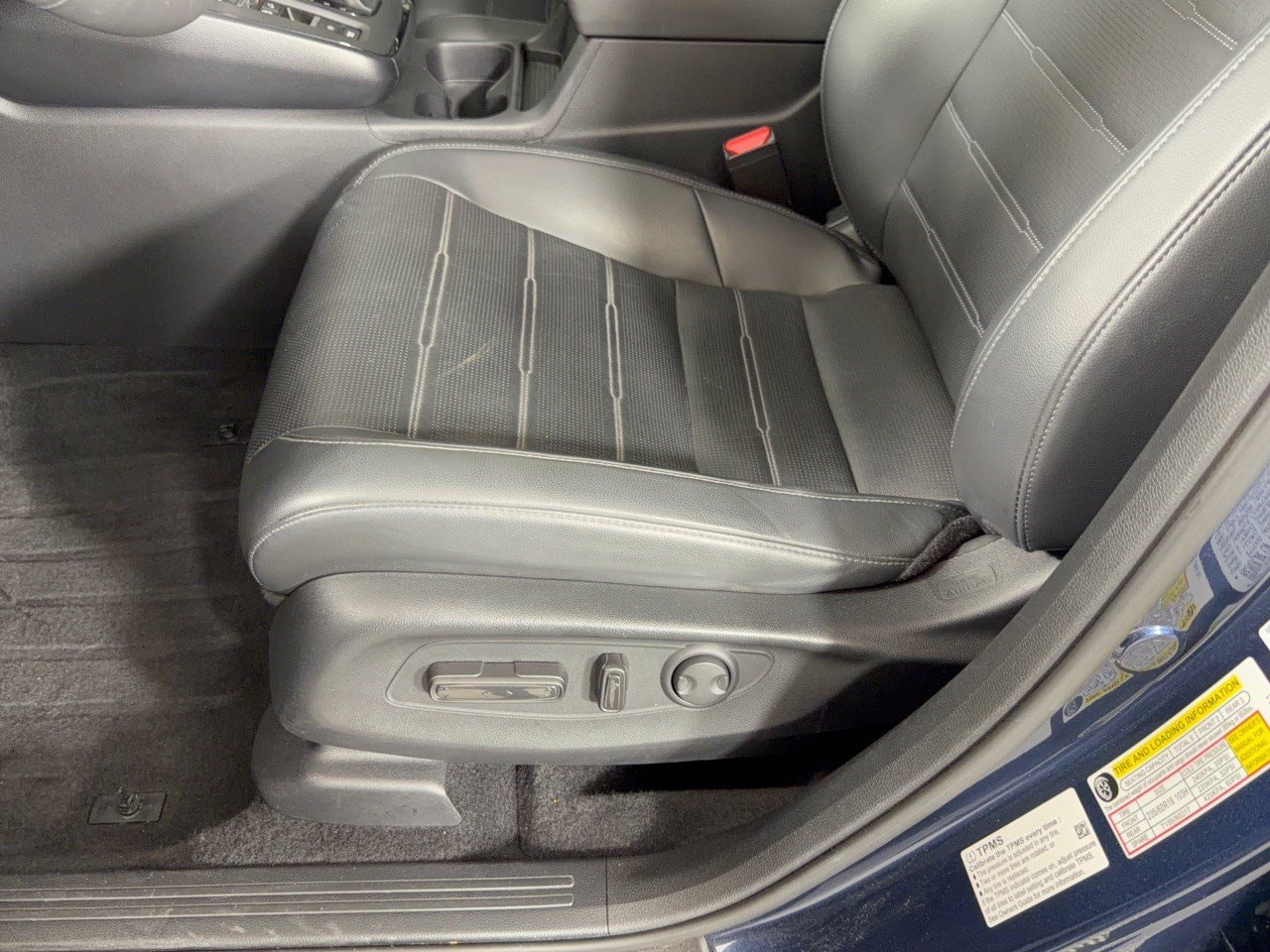 2024 Honda CR-V EX-L - Photo 16