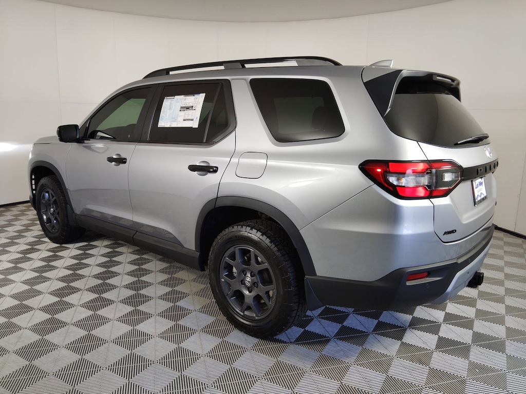 New 2025 Honda Pilot TrailSport SUV