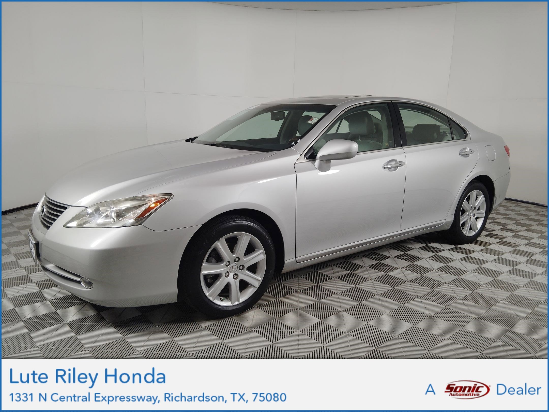 2009 Lexus ES 350's photo