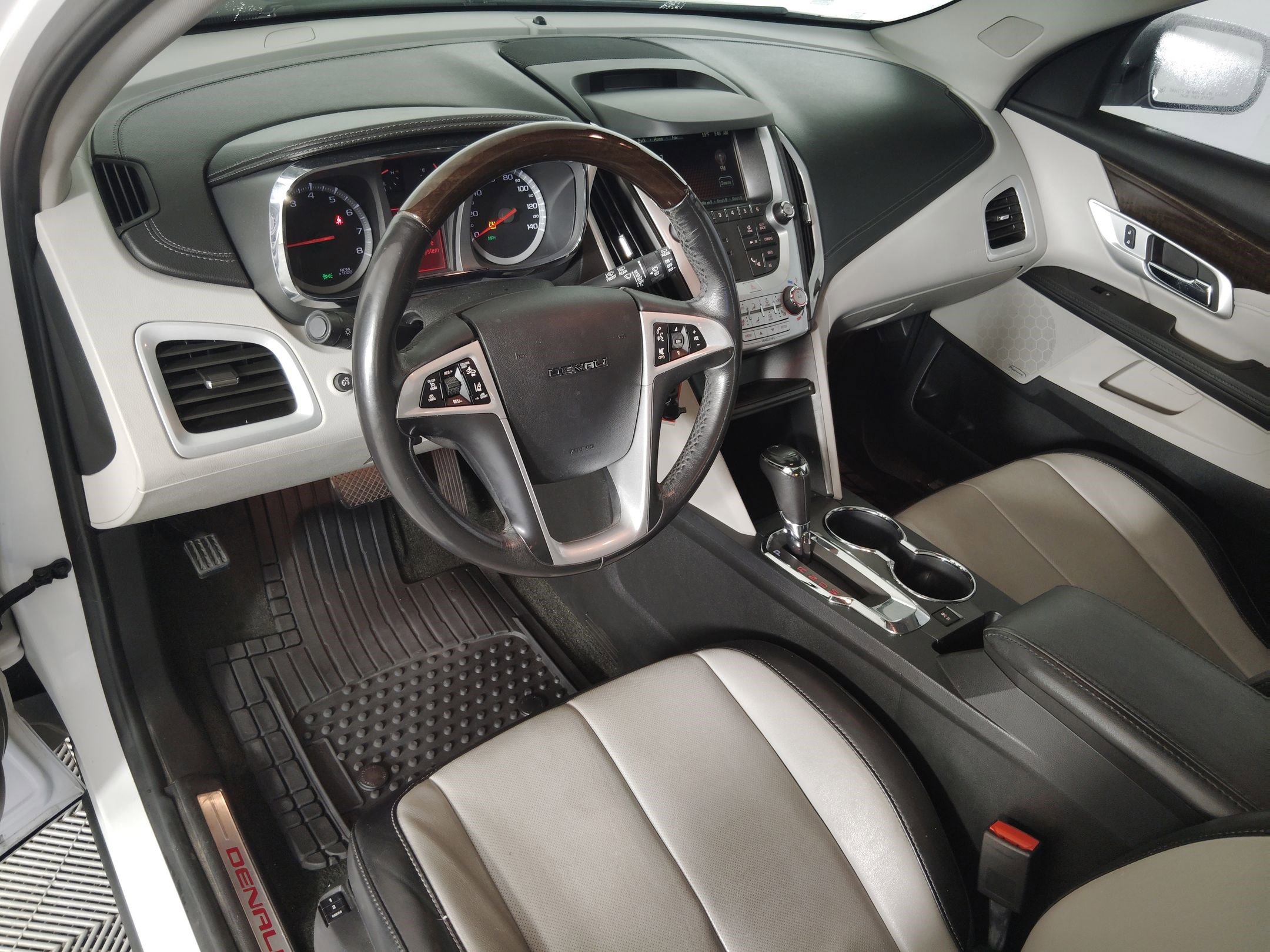 2017 Gmc Terrain Denali photo 3