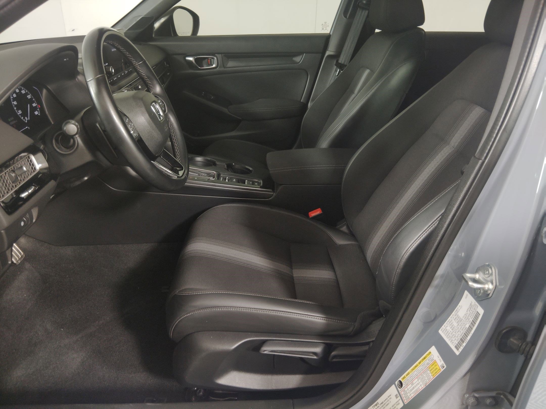 2022 Honda Civic Sport Hatchback photo 3